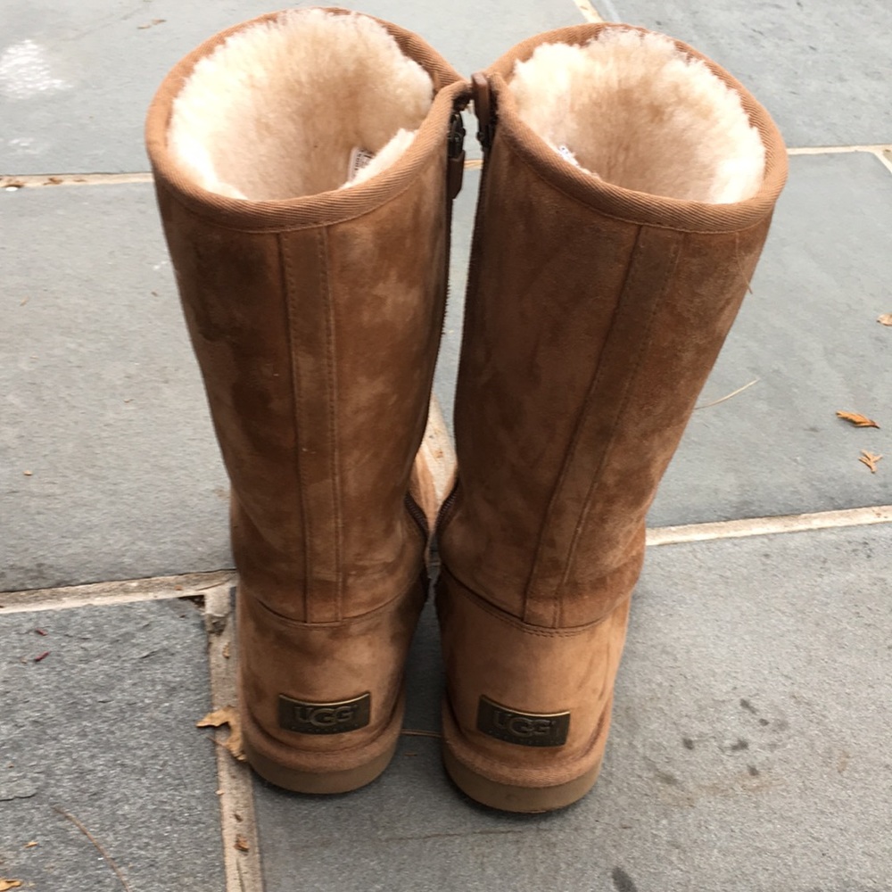 Ugg boots - Picture 2 of 8